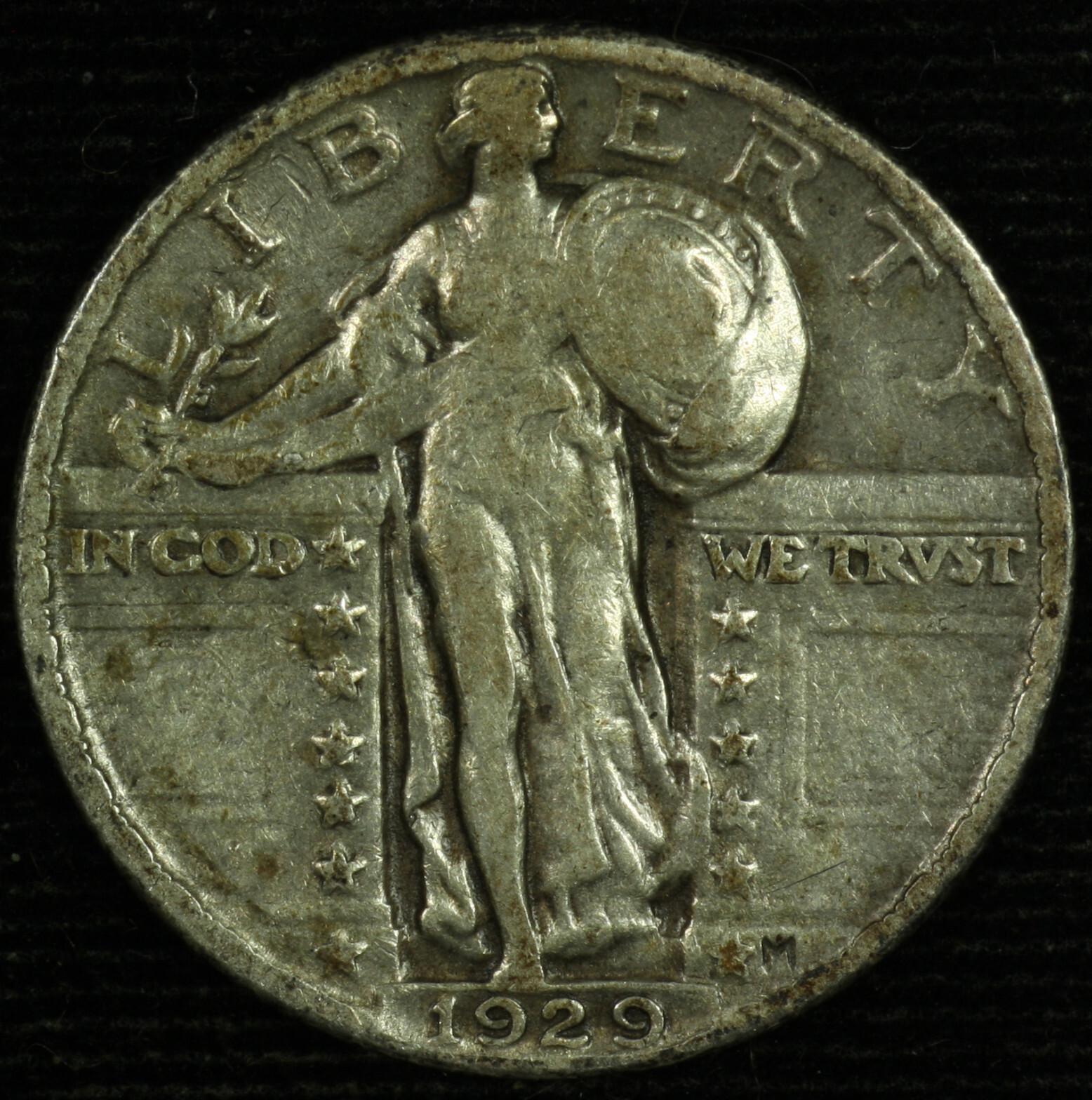 Standing Liberty Silver Quarter. 1929 P. Very Fine.  Lot # 9049-183-374