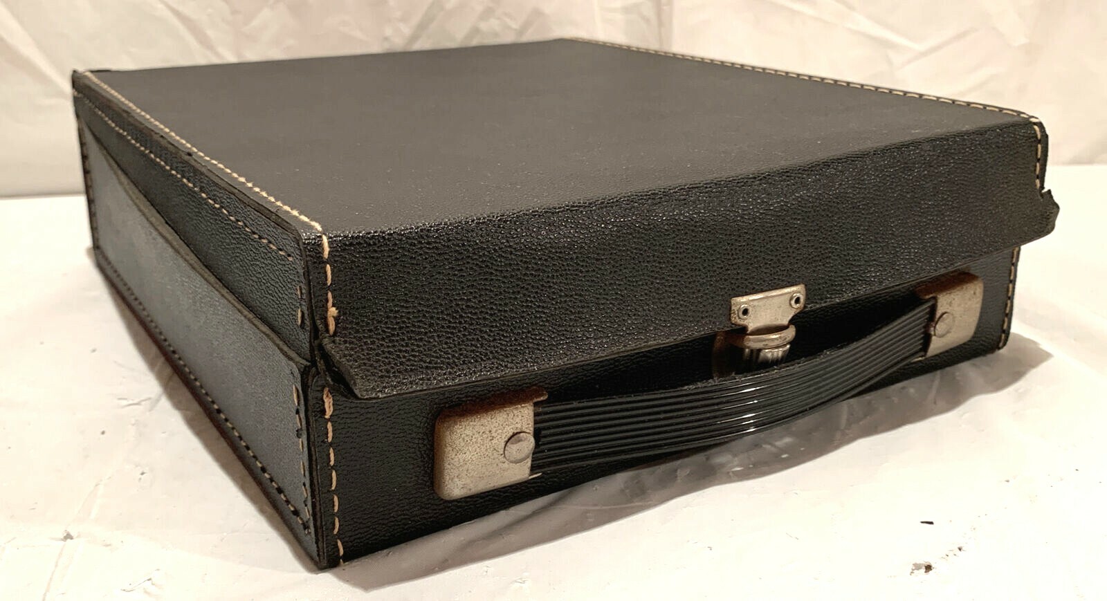 Vintage Audio Cassette Tape Carry Case 24 Tapes