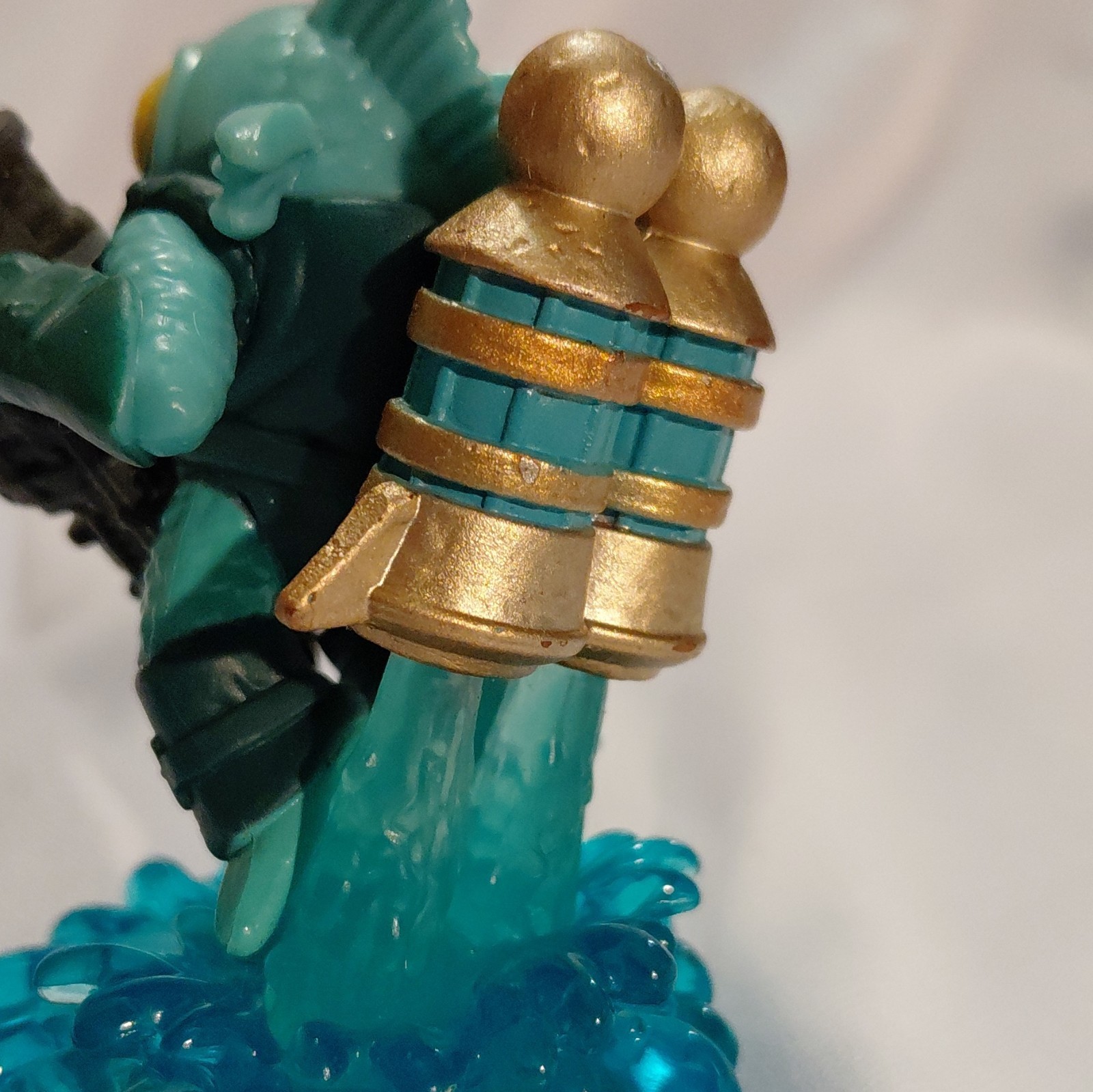 Skylanders Spyros Adventure - Gill Grunt w/ Trident