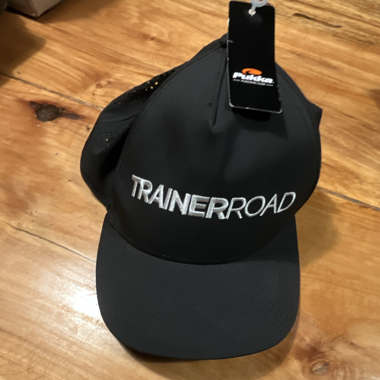 Pukka TrainerRoad Logo Black Adjustable Mesh Baseball Cap, One Size, Running