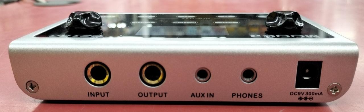 MOOER Multi-Effects PE100