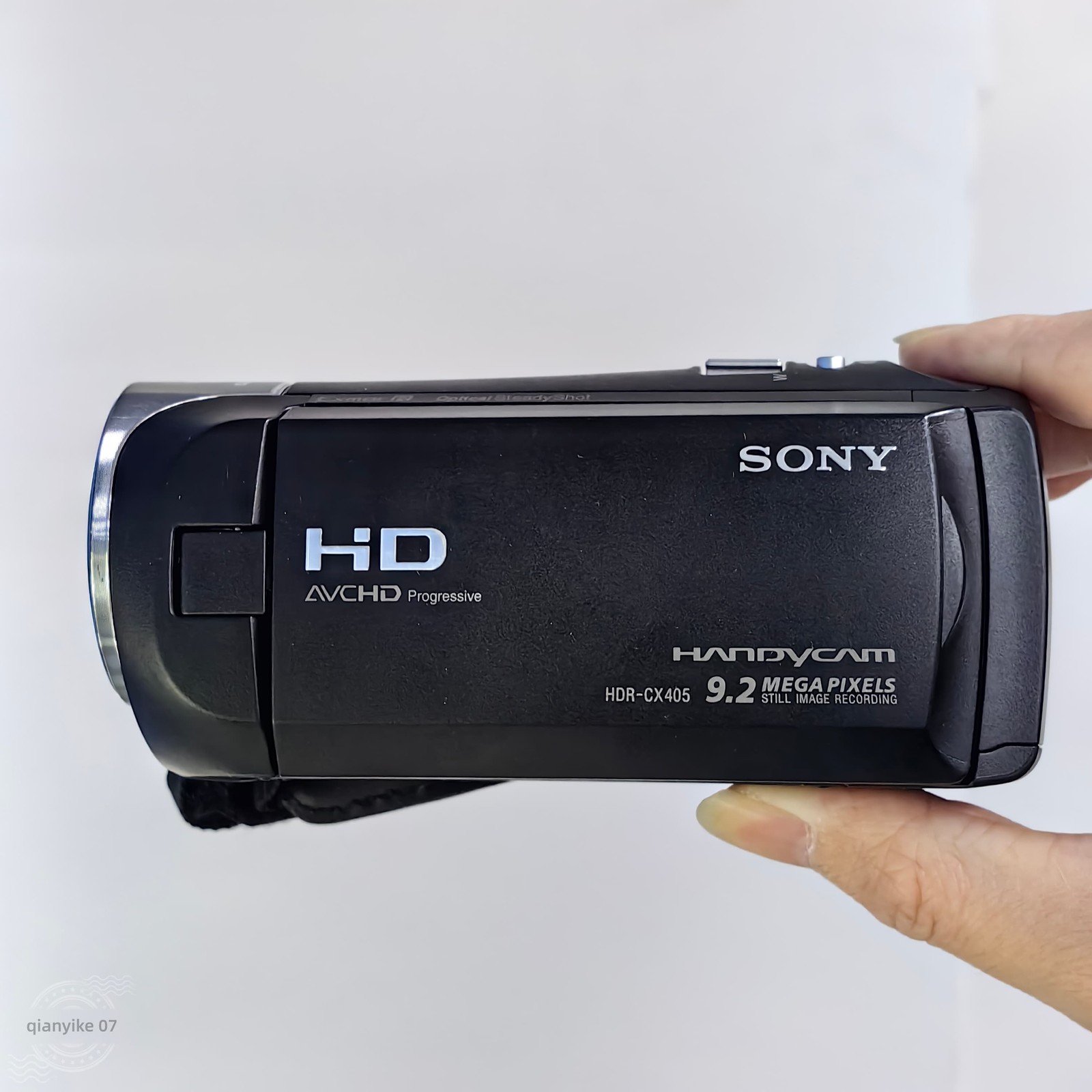 Sony Handycam HDR-CX405 with 30x Optical Zoom Zeiss Lens Camcorder -90-95% New