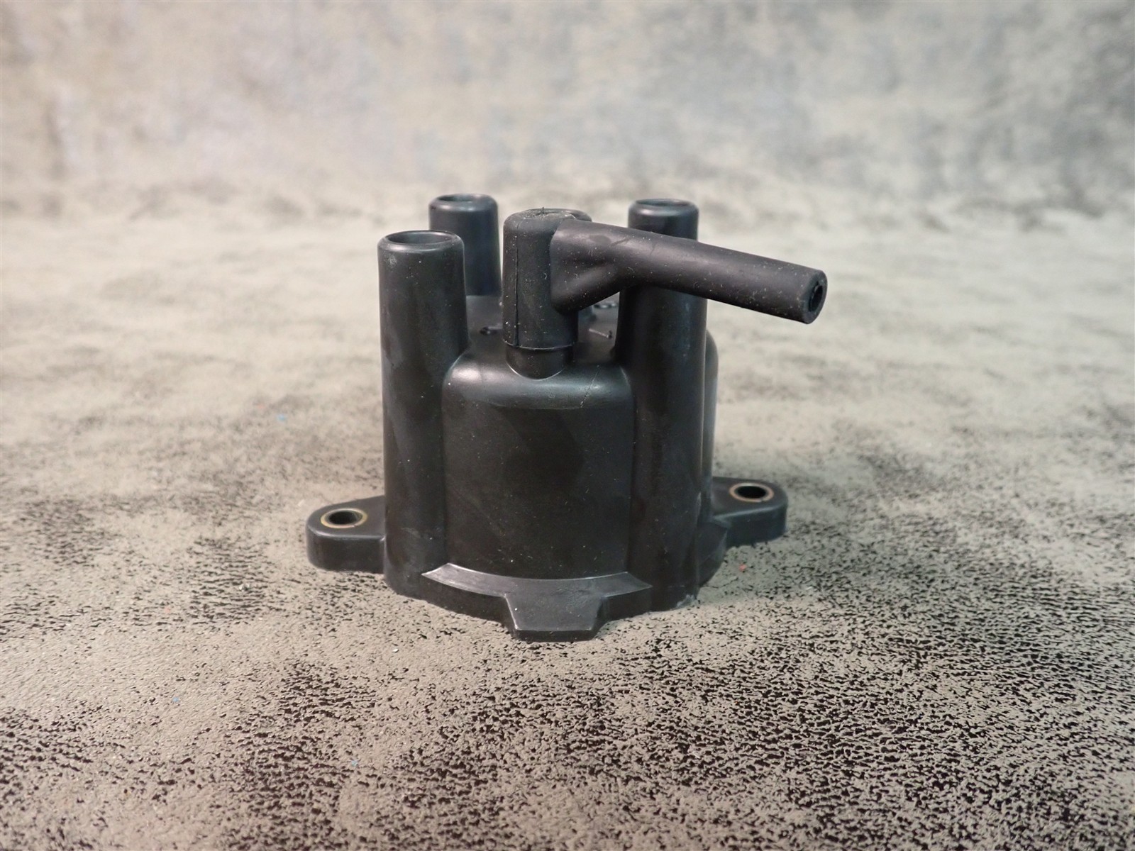 NEW WVE 5D1100 Distributor Cap (SS47)