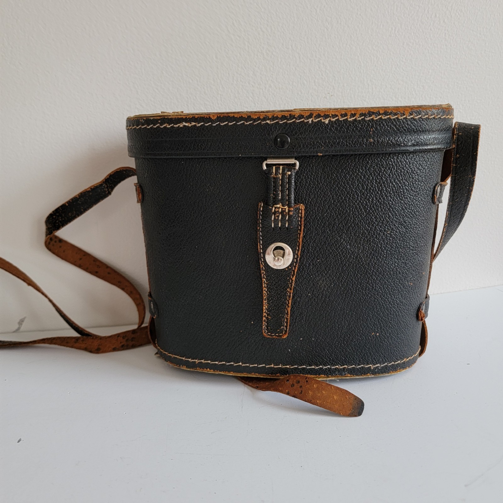 Vintage Binoculars Case 50s - 60s Case Only Mid Century, Closure Good Strap