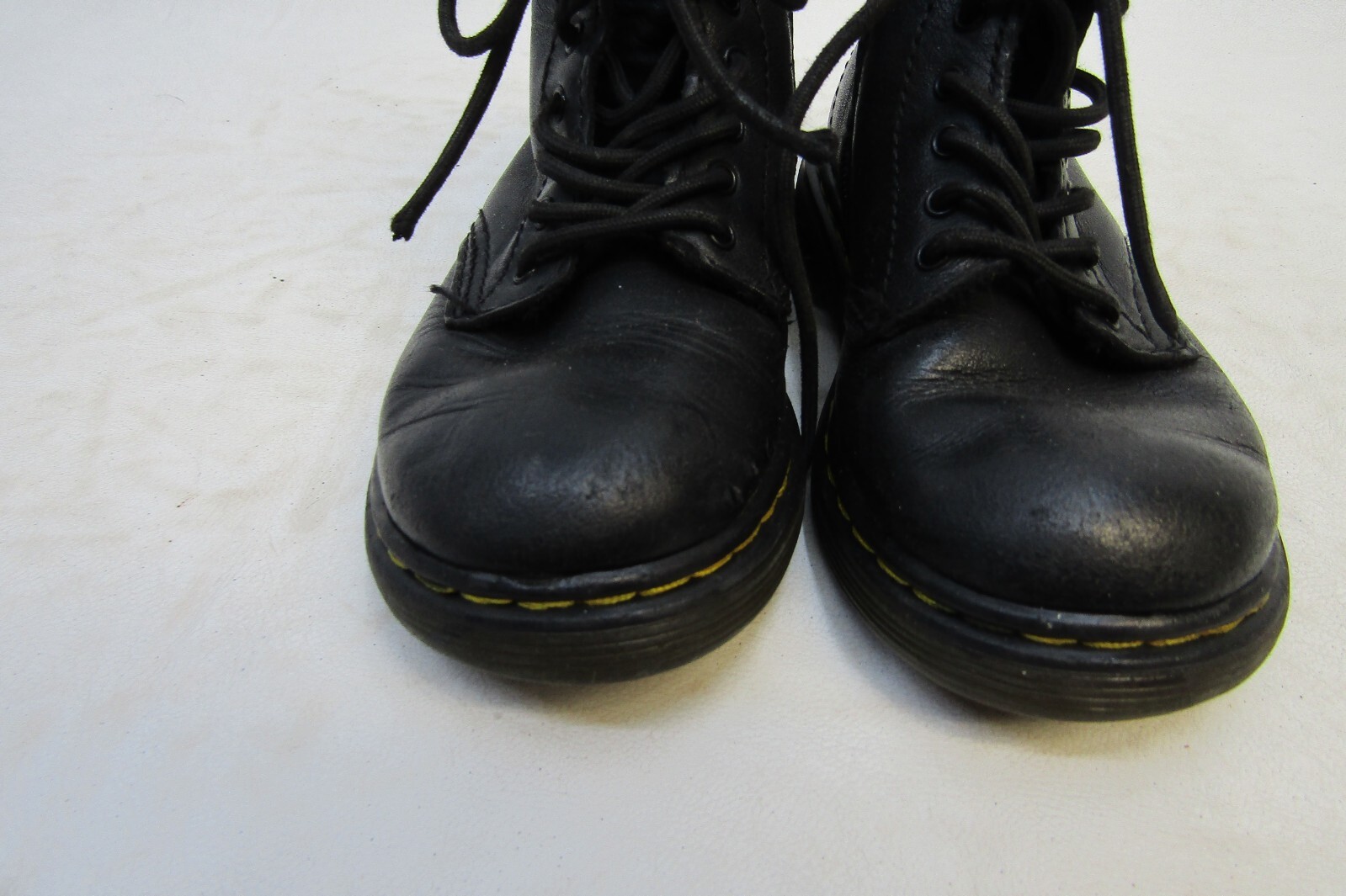 Dr. Martens Little Kids Youth Sz 9 Black Leather Lace Up Zip 8 Eye Ankle Boots