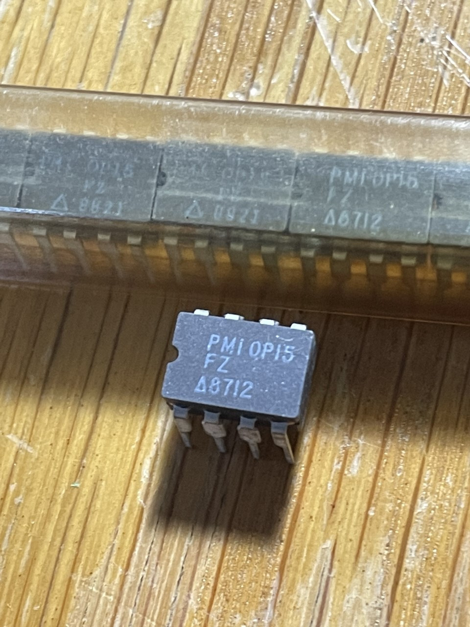 PMI OP15FZ Precision J-FET input Operational AMplifier , 6 pins Ceramic DIP