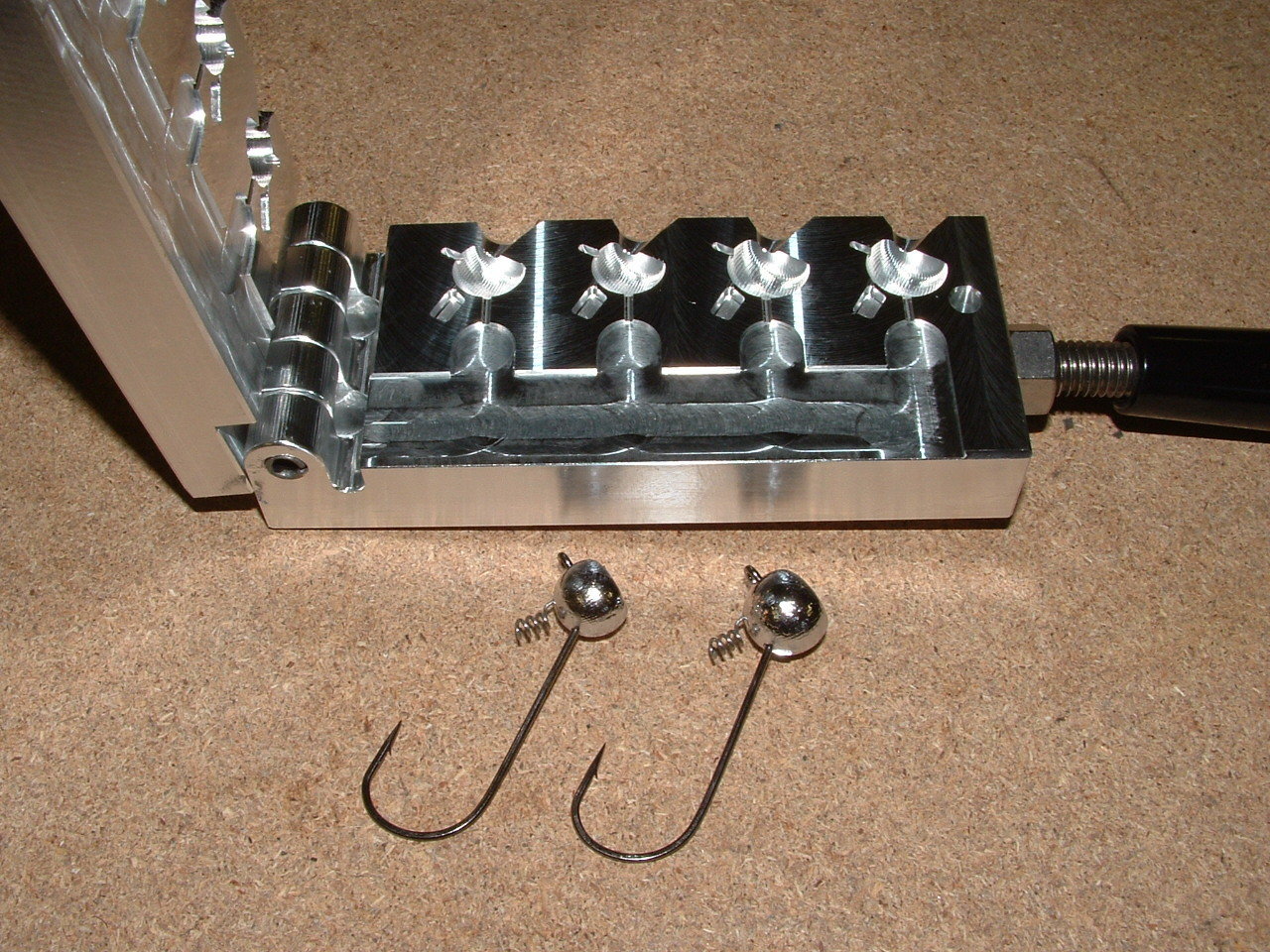 Freshwater Ball Standup jig Screw Lock mold 5/16, 7/16oz 32798 CNC Aluminum