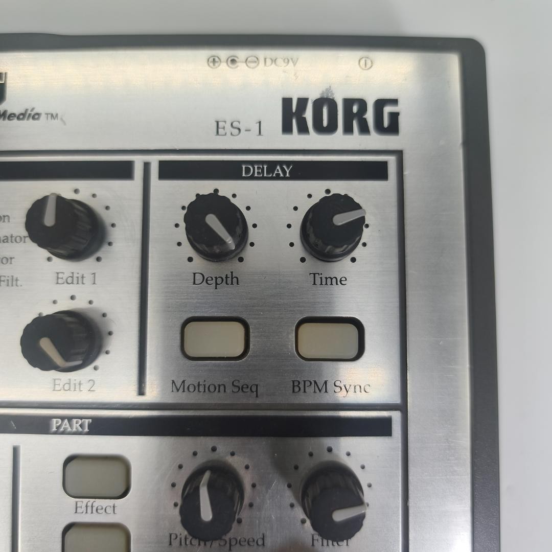 KORG ES-1 Sampler Sequencer Rhythm Machine