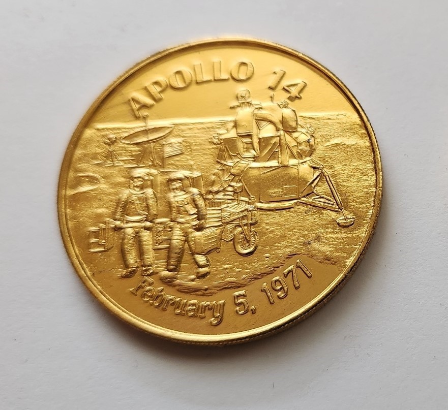 1971 Apollo 14 mission commemorative medallion