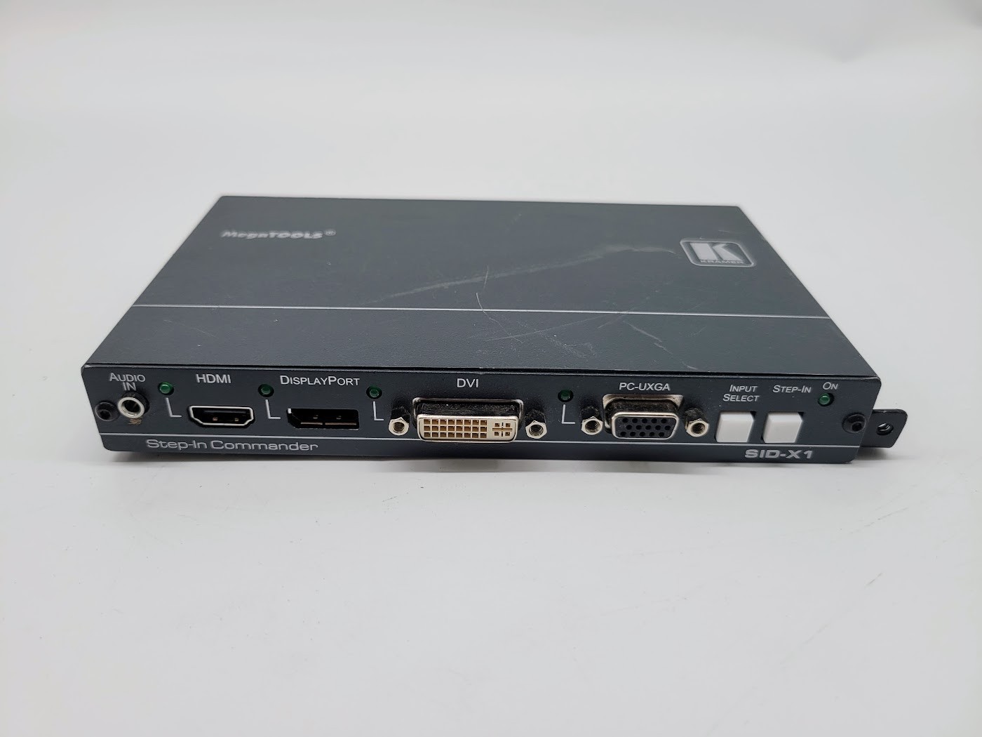 KRAMER MegaTools SID-X1N 4–Input Multi–Format Video over DGKat Transmitter