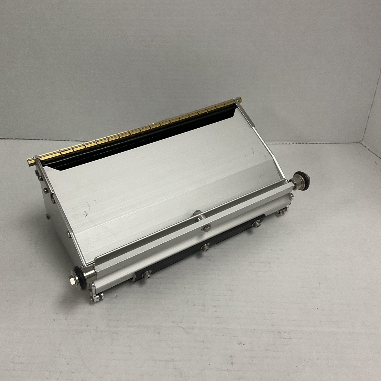 Columbia Drywall Taping Tools 10" Hinged Flat Box Finisher *NEW*