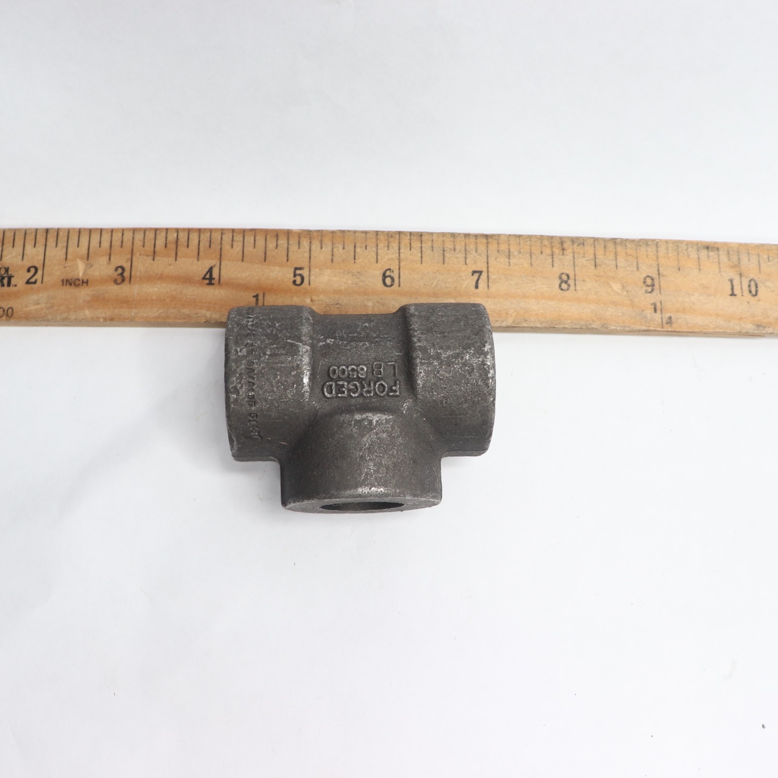 Bonney Socket Weld Tee Class 3000 Schedule 80 Forged Carbon Steel 1"