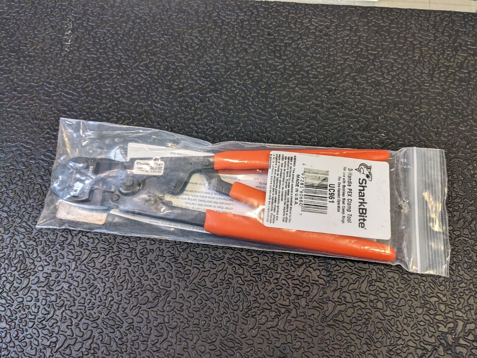 SharkBite PEX Clamp Tool 23081 *NEW IN BAG*