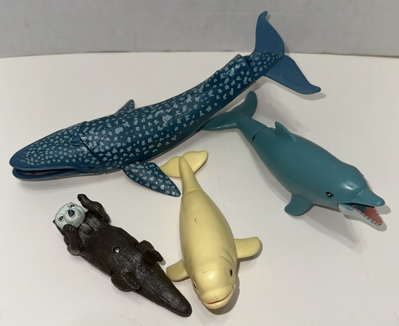 K & M International Beluga Whale Blue Whale Sea Otter Dolphin Lot of 4 Figures