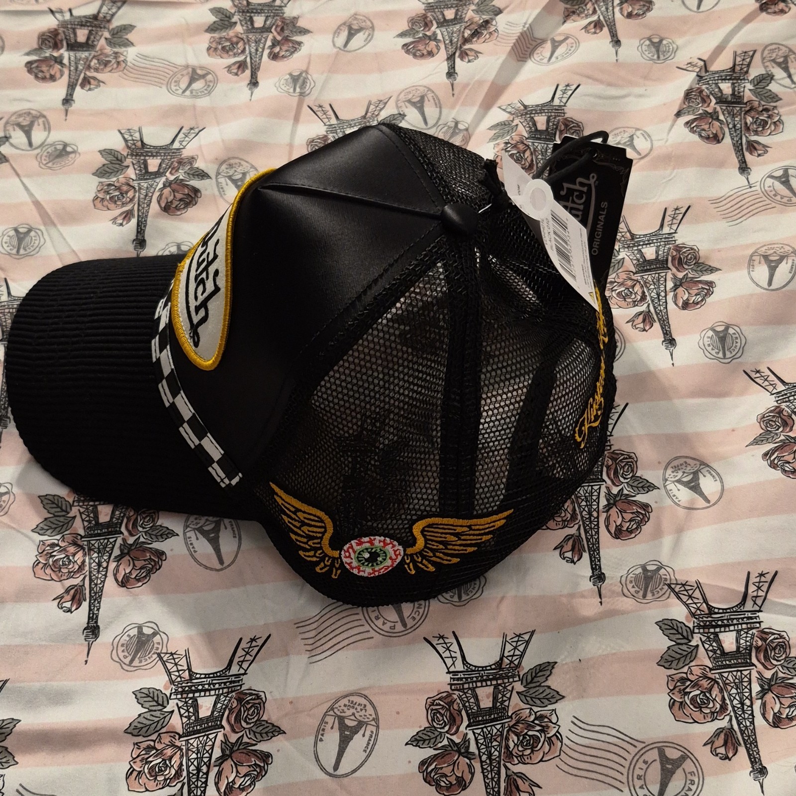 VON DUTCH BLACK & WHITE TRUCKER HAT MESH BACK ADJUSTABLE CHECK ONE SIZE