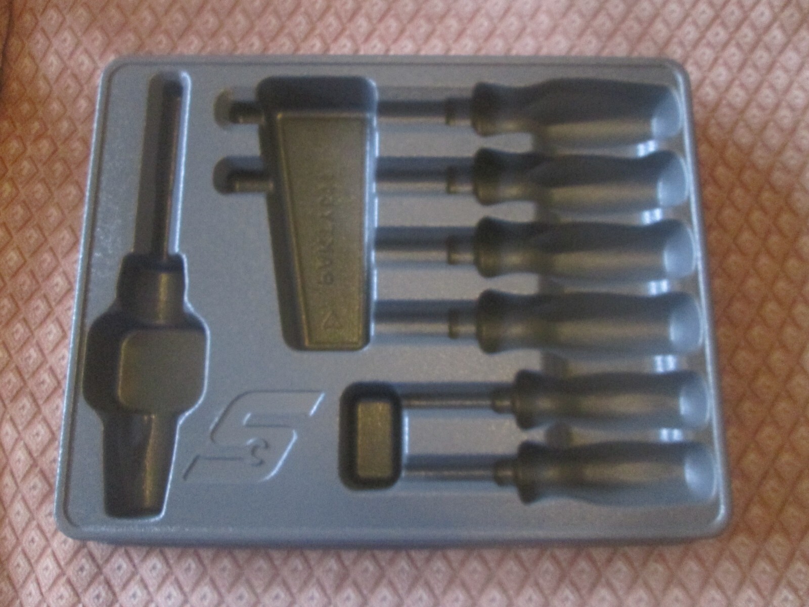 snap on storage tray 7 piece durable plastic for screwdrivers keep tools safe