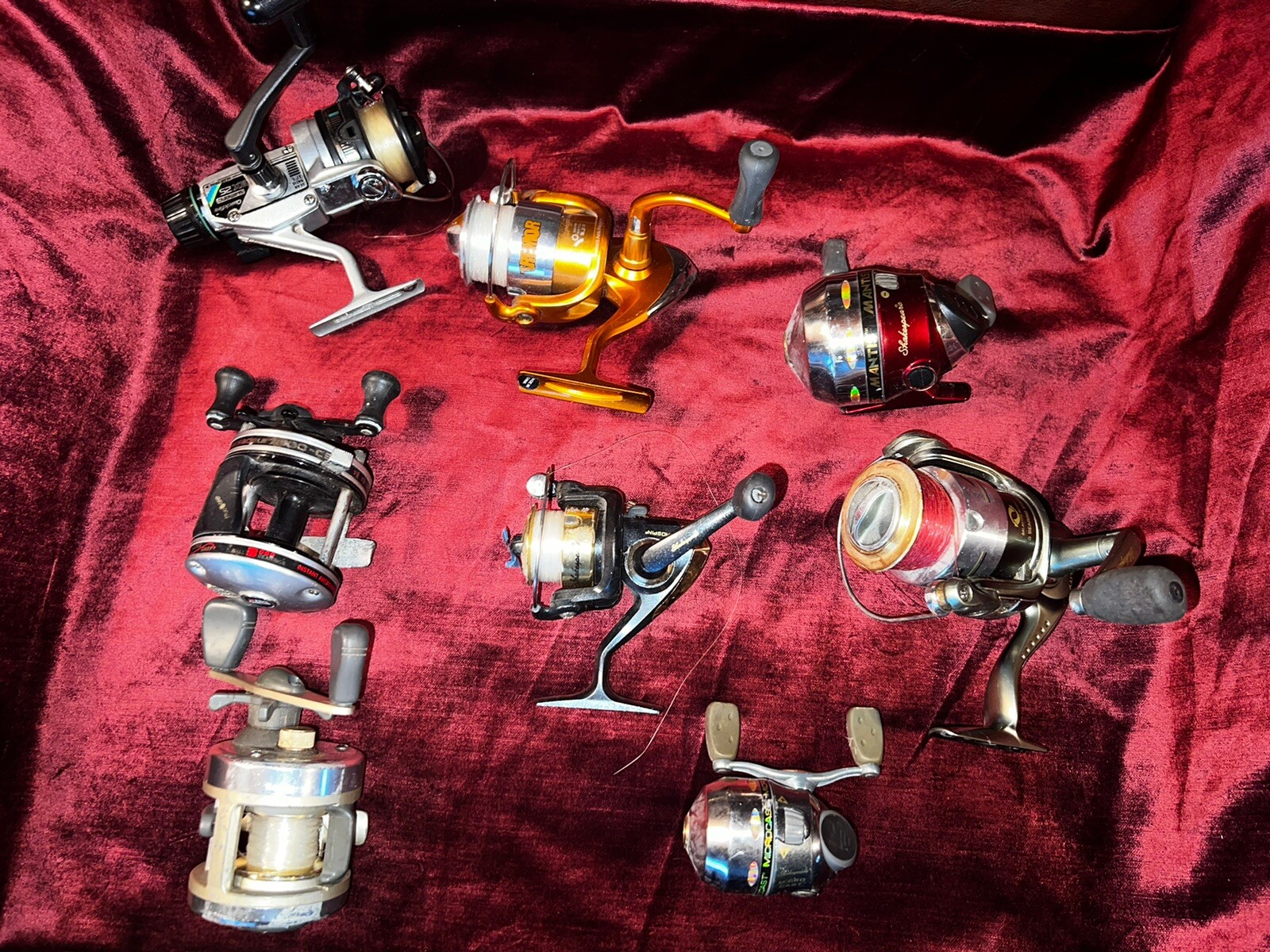 lot of 8 Fishing Reels VARIOUS Brands Shakespeare  Shimano Abu,