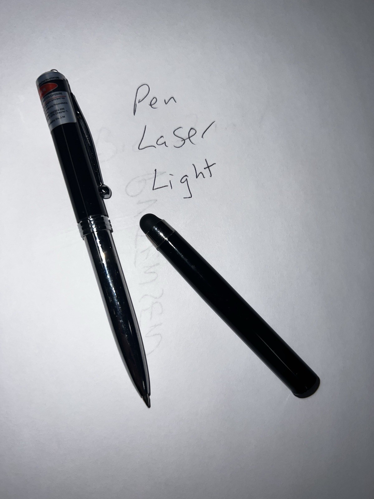 3 In 1 Laser Pointer Pen Red, Flashlight, Black Fine Point Pen . Vintage