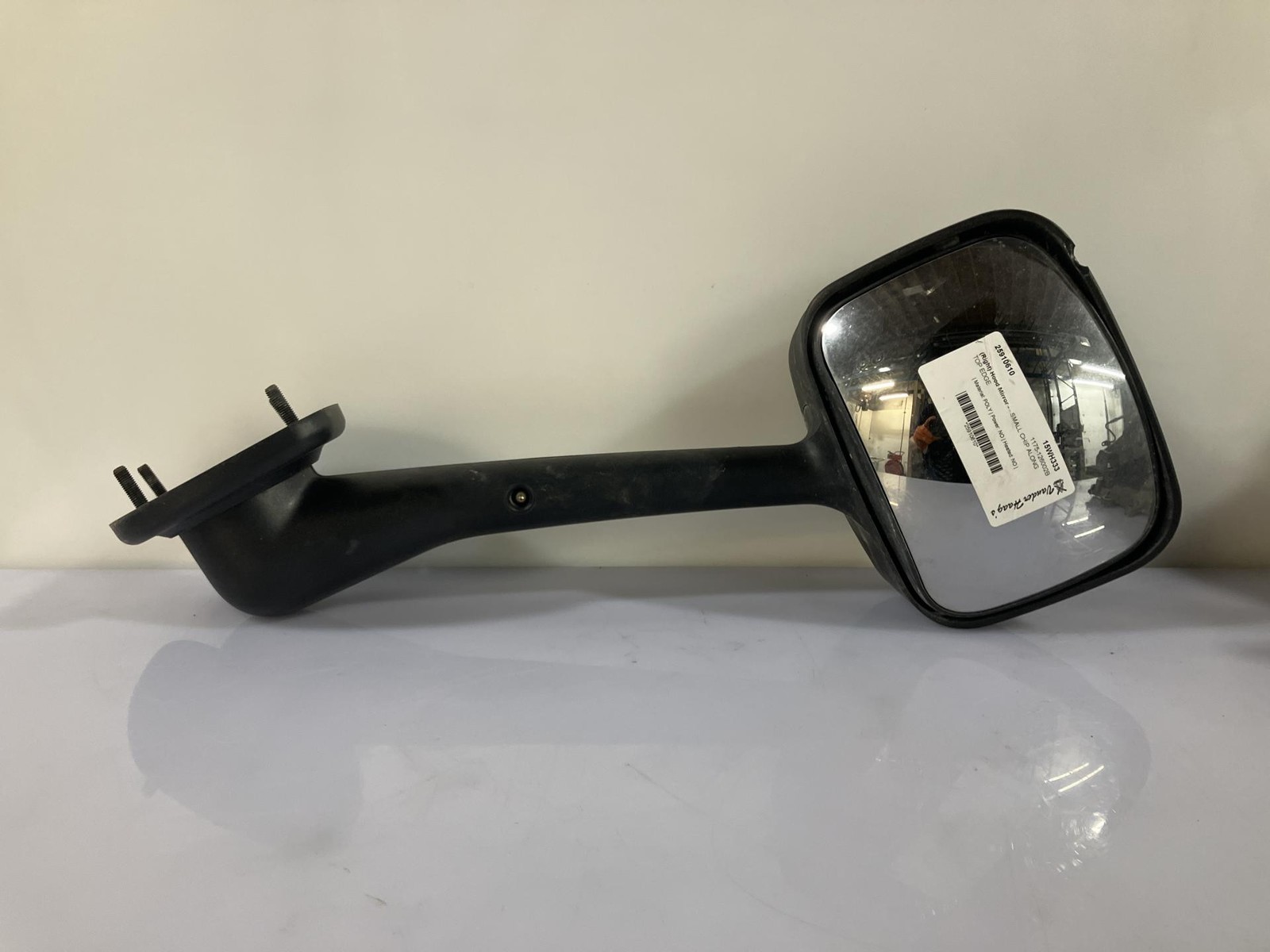 2008-2021 Freightliner CASCADIA Right/Passenger Hood Mirror - Used