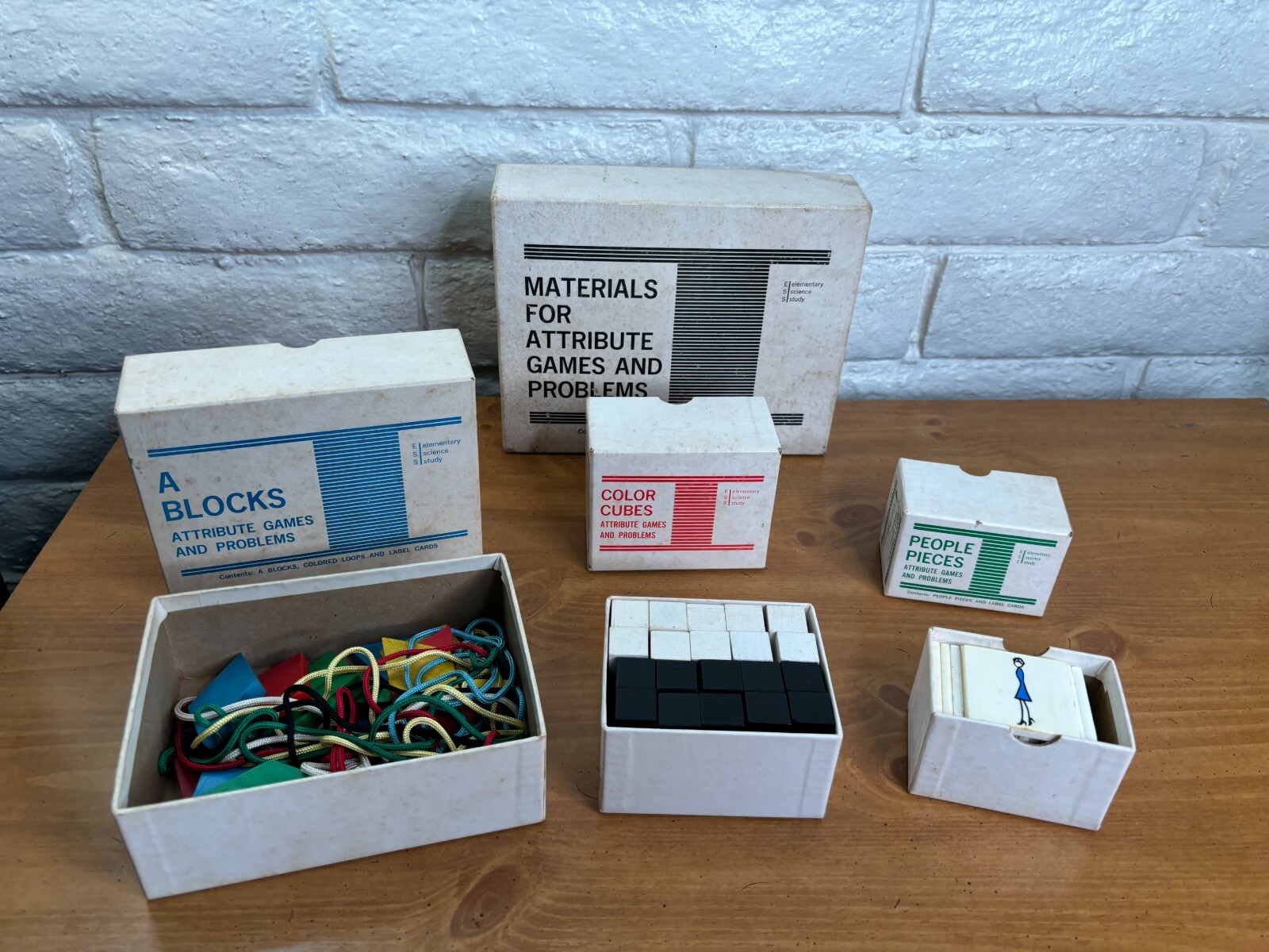 Vintage 1967 Educational Material -- Materials for Attribute Games Problems