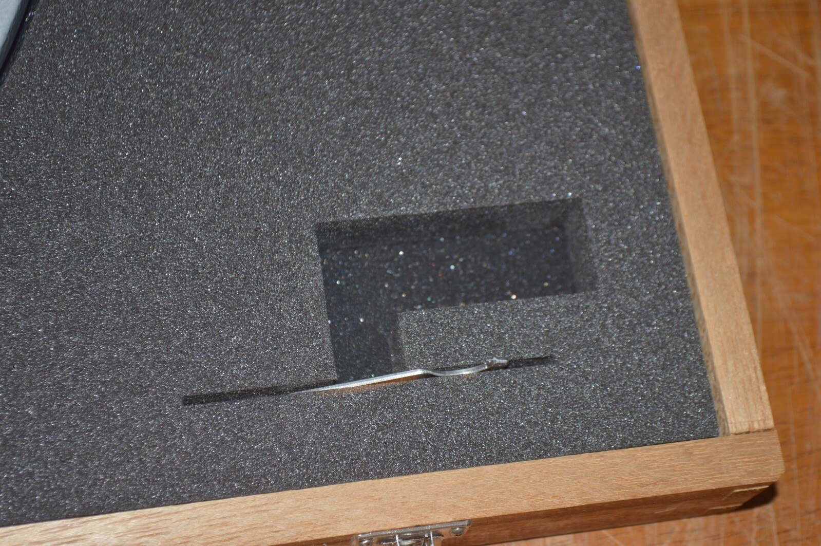 Mitutoyo Digital Micrometer 293-255-10 225-250mm