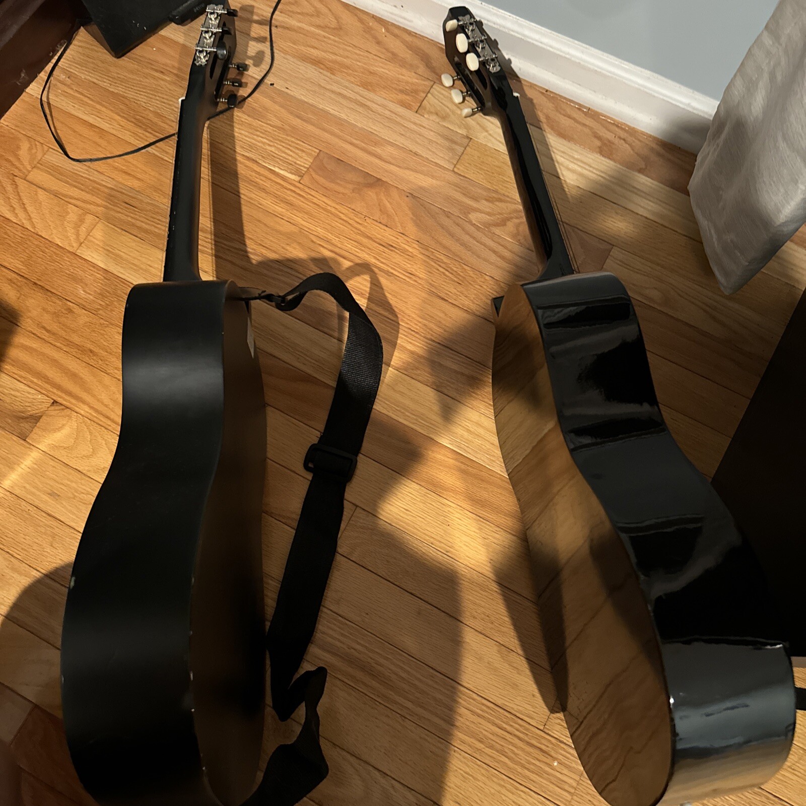 2 Guitars