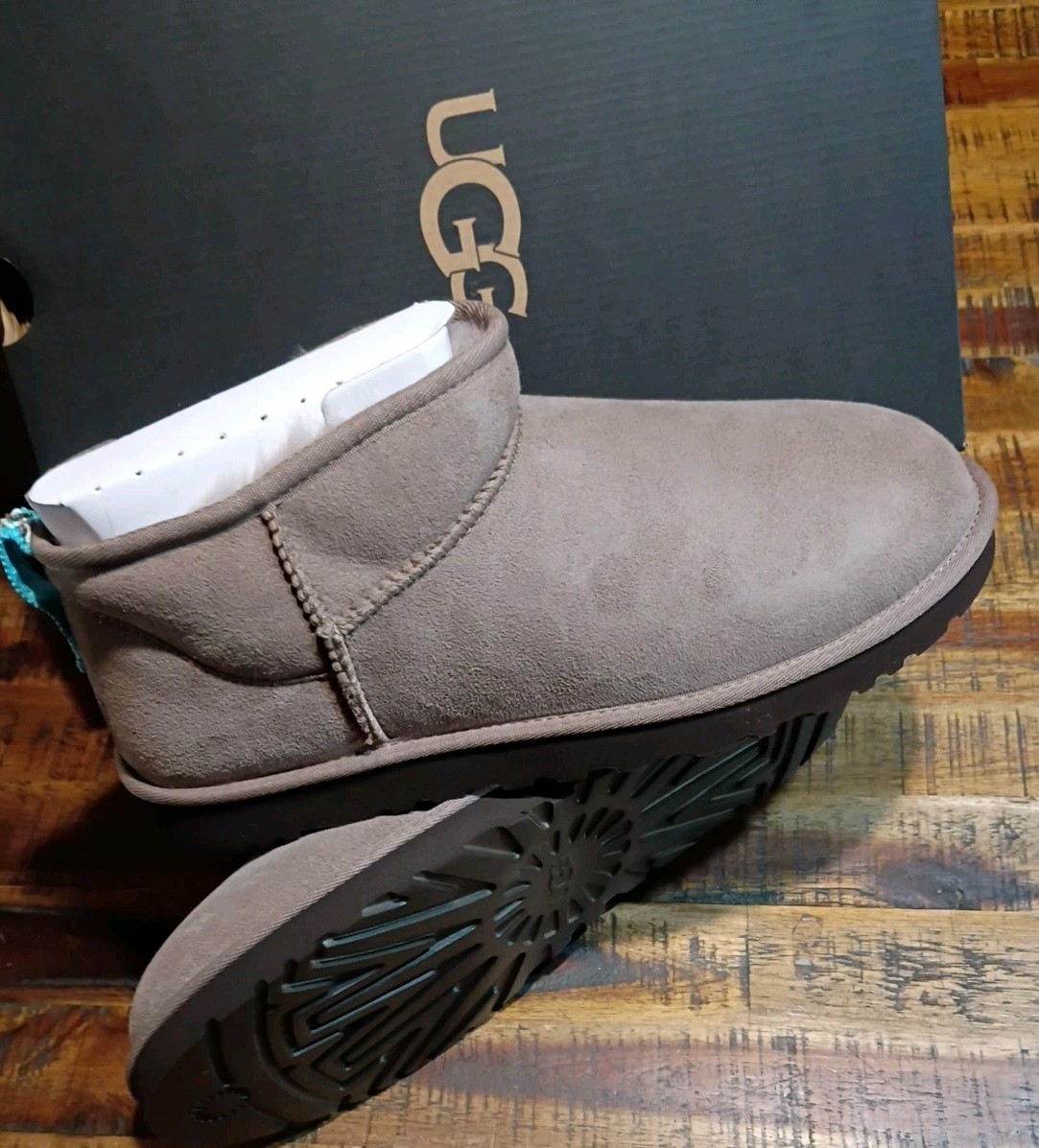 Mens UGG Classic Ultra Mini Suede Carabu  Boot Sz 11.0 NEW In Box Factory Fresh!