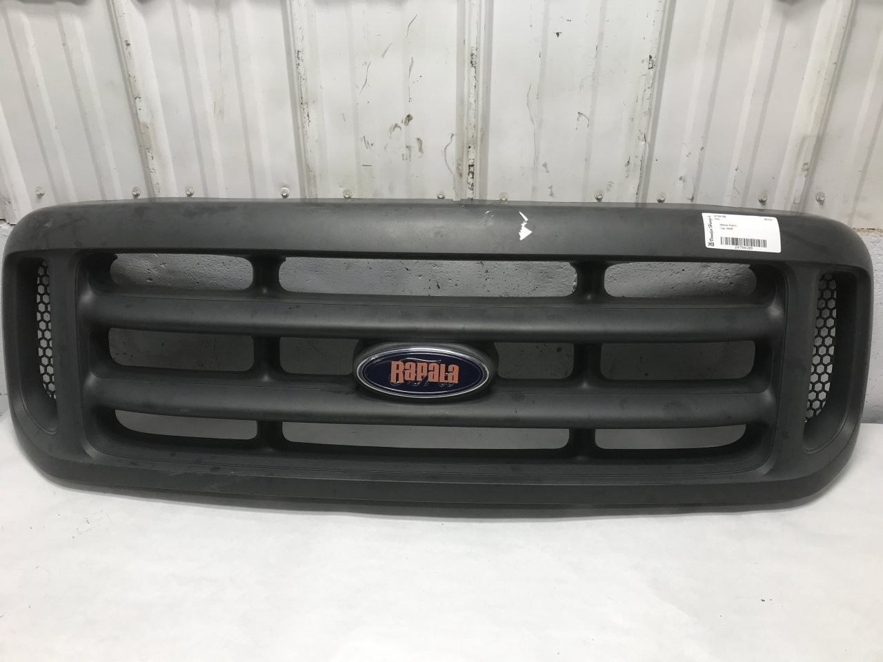1999-2003 Ford FORD F550SD PICKUP Grille - Used | P/N F81B8150A