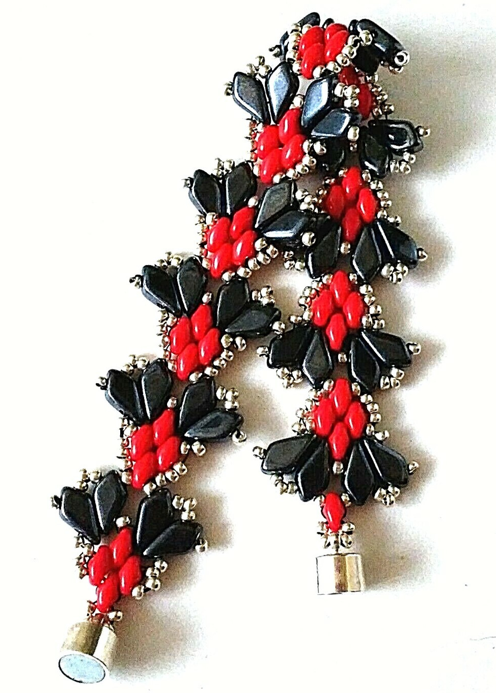 Handmade Black and Red Lotus Magnetic Bracelet