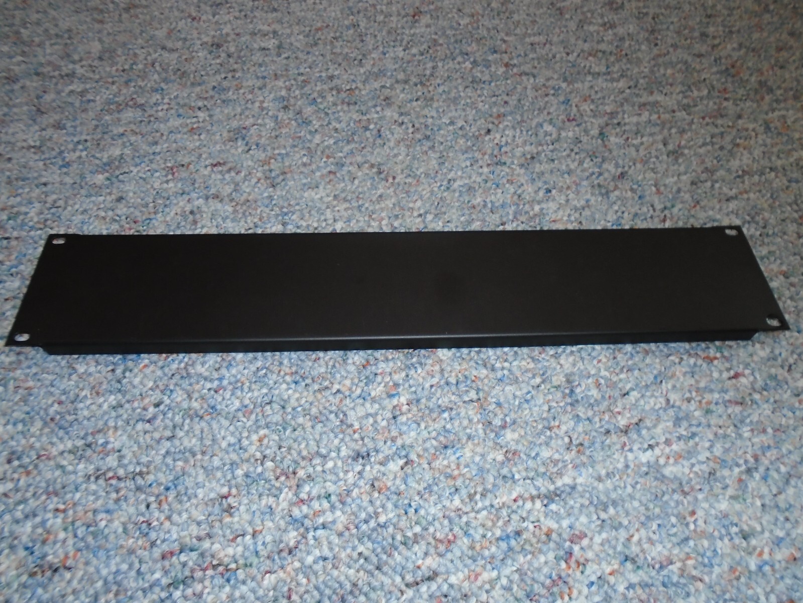MIDDLE ATLANTIC 2U STEEL FLANGED PANEL FOR 19" RACKS