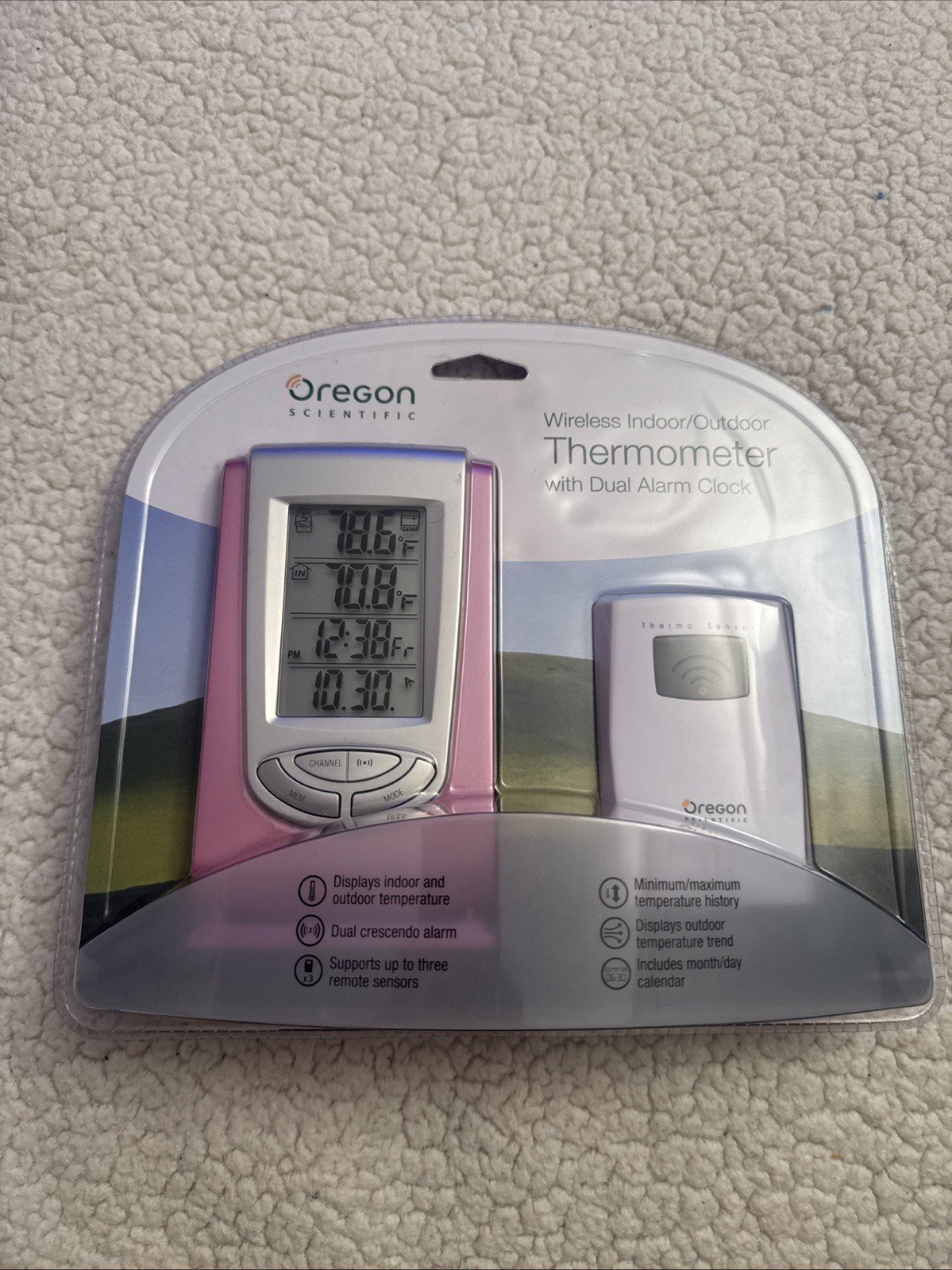Oregon Scientific Wireless Indoor Outdoor Thermometer Dual Alarm Clock RAR188PK