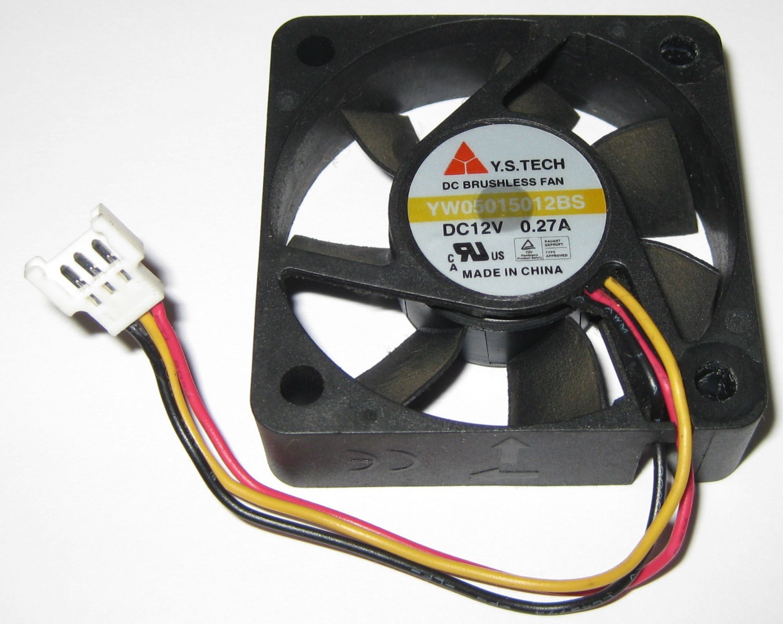 Y.S. Tech 50 mm x 15 mm Cooling Fan - 12 V - 17 CFM - 5500 RPM - 3 Pin Male Plug
