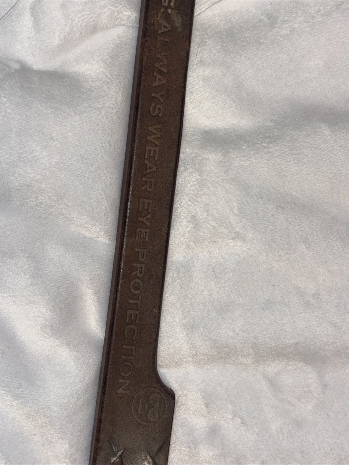 Dead On Tools Exhumer 10-5/8" Long Nail Puller Multi-Tool Pry Bar Hammer