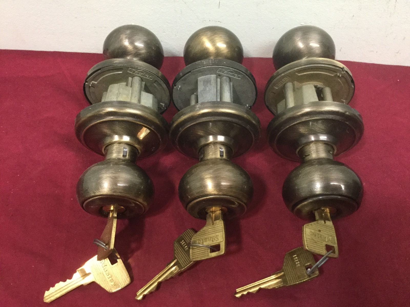 Master Grade 2 Antique finish Entry Locksets (Round Knob), Set of 3 - Locksmith