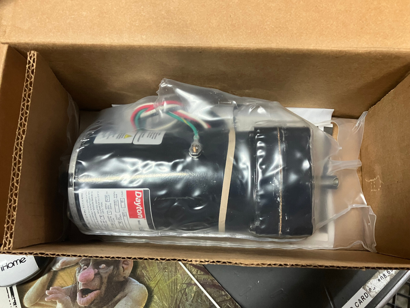 Dayton 1L523B AC Gearmotor, 86.0 In-Lb Max. Torque, 32 Rpm Nameplate Rpm, 230V