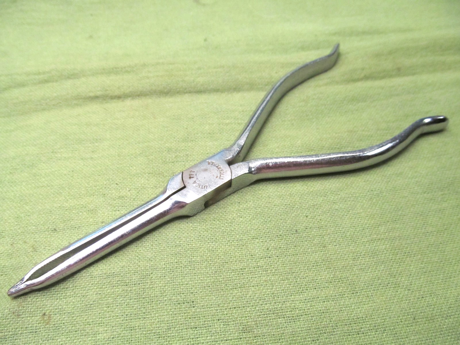 Vtg. Utica 777 Long Reach Needle Nose Pliers - Unique Tip Shape - Must See