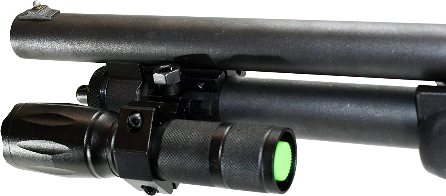 Mossberg maverick 88 12 gauge pump flashlight kit hunting tactical home defense.