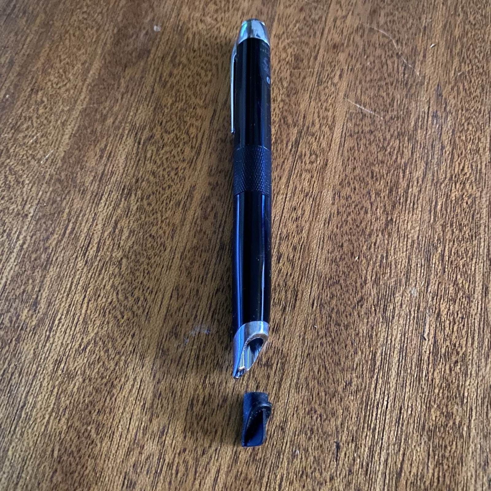Livescribe 3 Smartpen Bundle - Good Condition with Extra Ink & Charging Caps