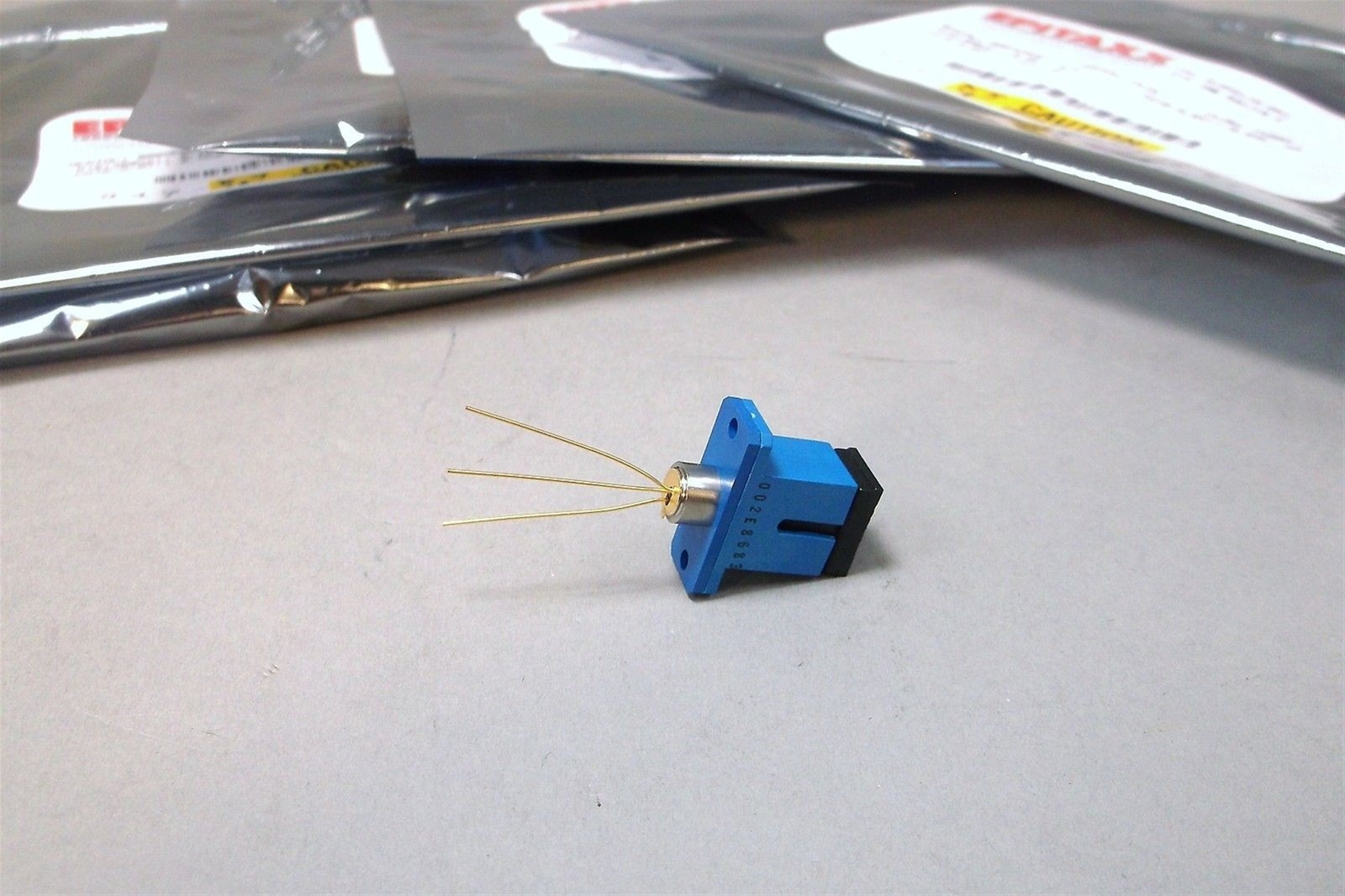 Lot of (5) Epitaxx 01000130-003 ETX100 RSC/FM 2 High Speed Photodiode Receptacle