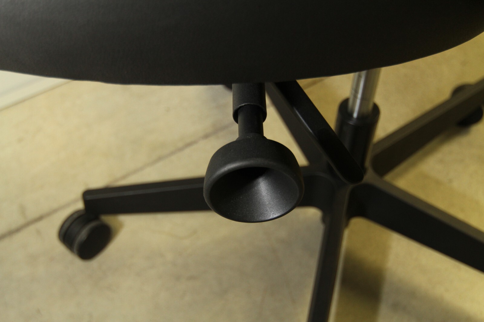 Knoll Ergonomic Task Chair Black