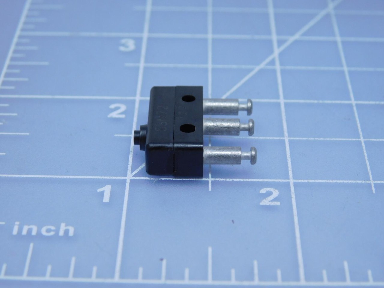 LOT OF 30 MICRO SWITCH 5SM72 1821 BASIC / SNAP ACTION SWITCHES T143994