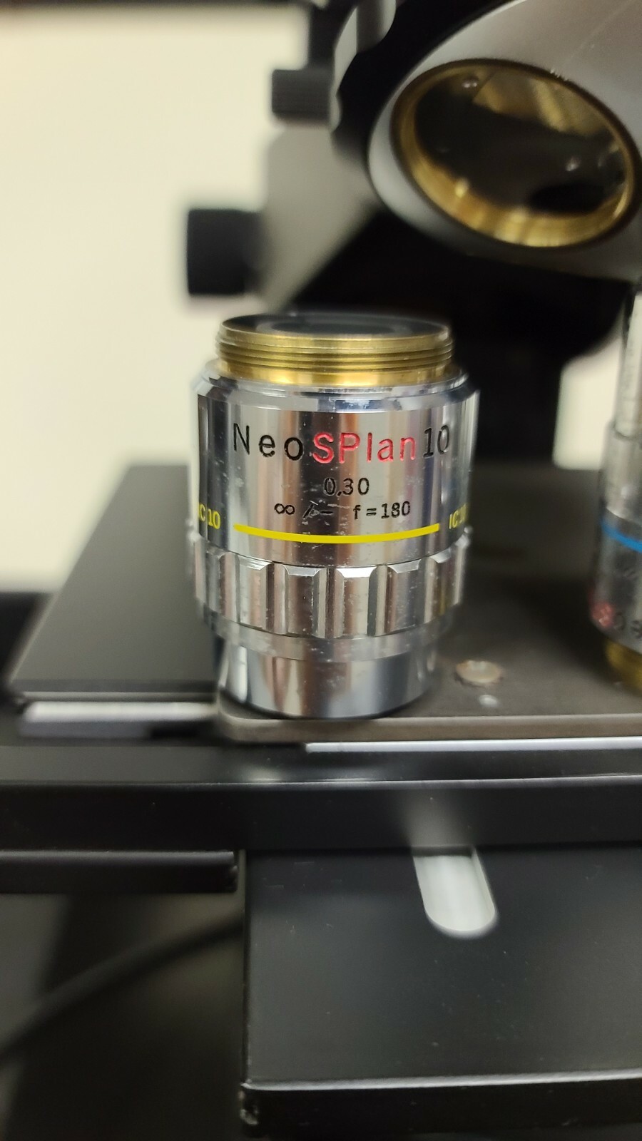 Olympus Microscope Objective NeoSPlan 10 Infinity Corrected 0.30 / f=180 / IC10