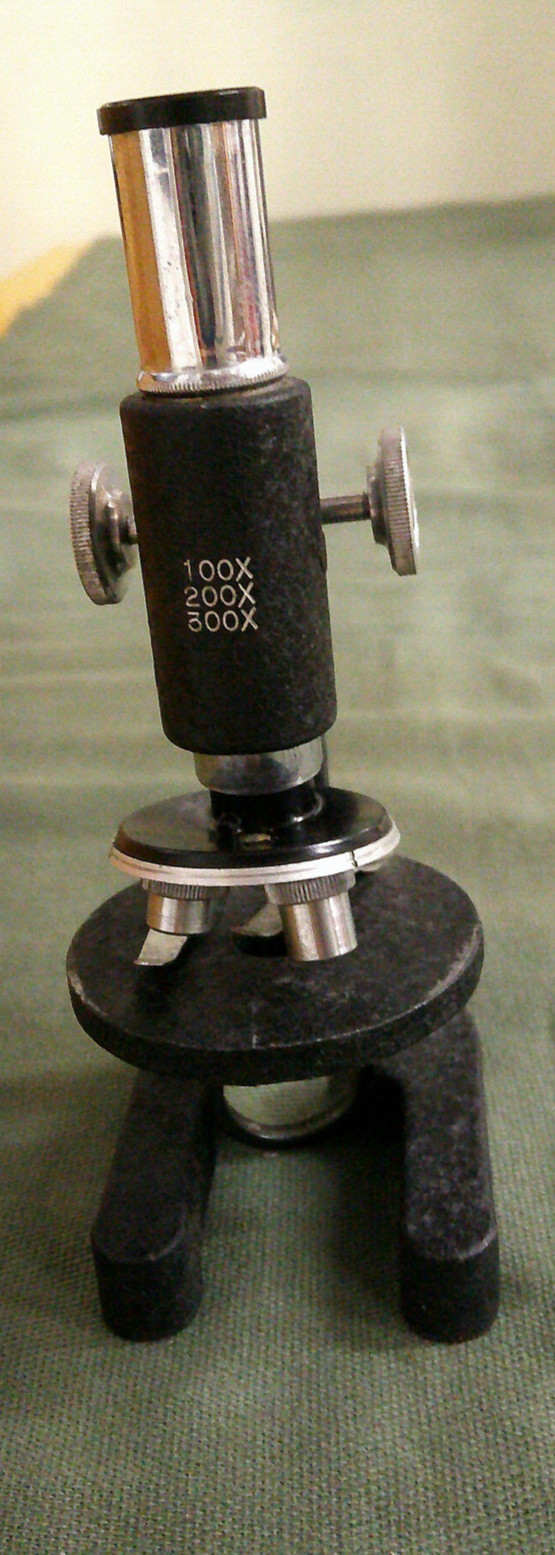 Vintage Toy Triple Turret Junior Microscope 5"