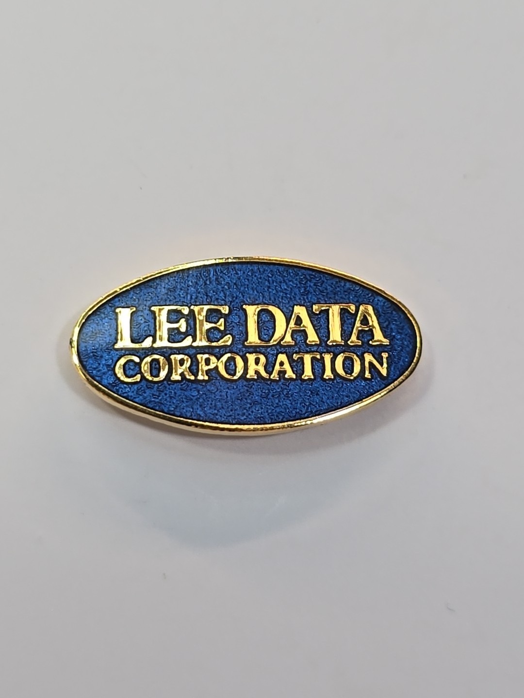 Lee Data Corporation Lapel Pin Computer Hardware & Software Defunct 2000