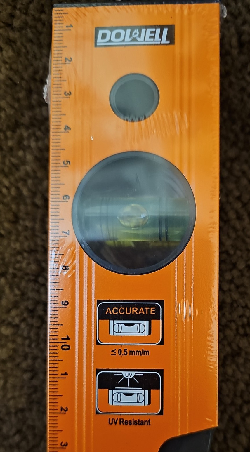 Magnetic Level with Metric Scale, Free Ship