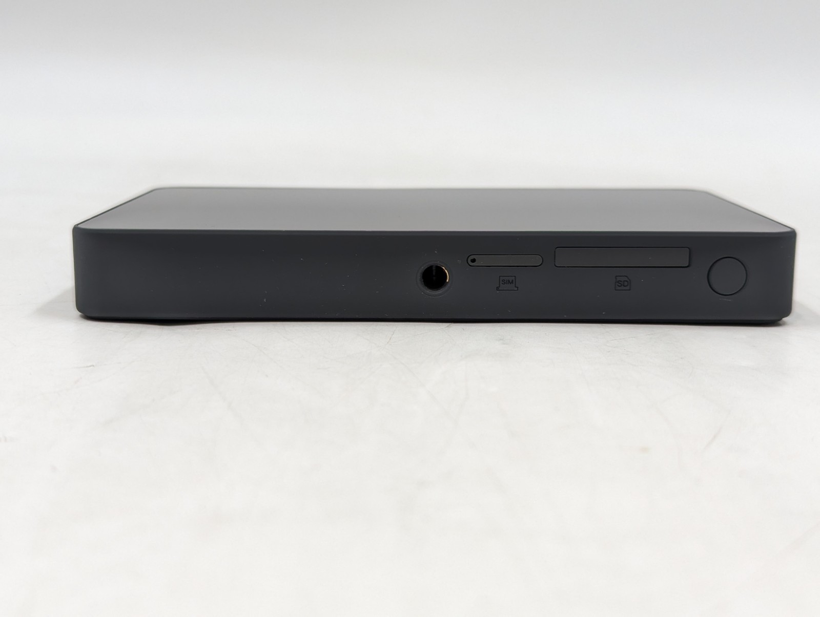 Yololiv YoloBox Mini All-in-One Live Streaming System | Black | Touchscreen