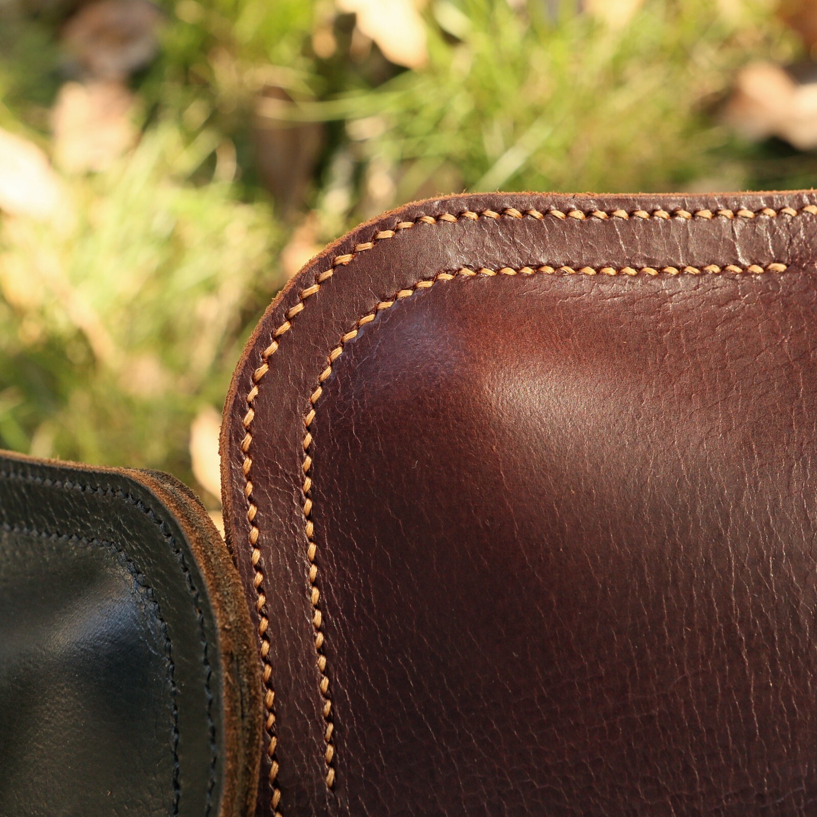 Leather Camping Stool Comfortable Folding Leather Stool for Hiking and Fishing