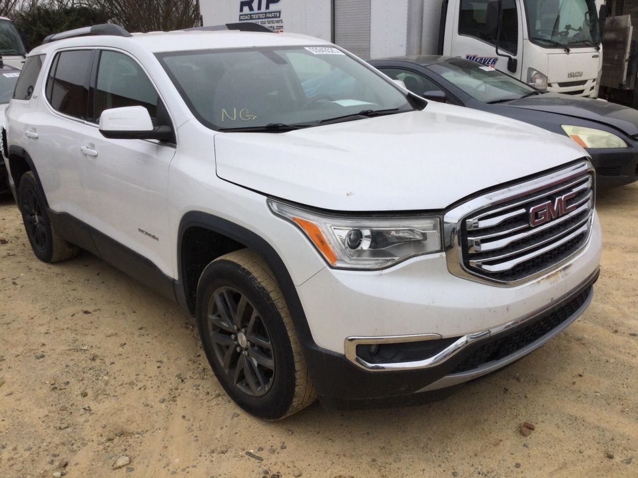 ACADIA 2019 Glove Box 4937942
