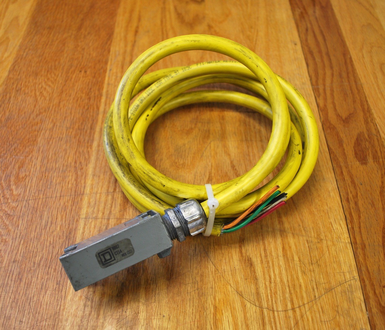 Square D 9007CT54 Limit Switch Recepticle - USED