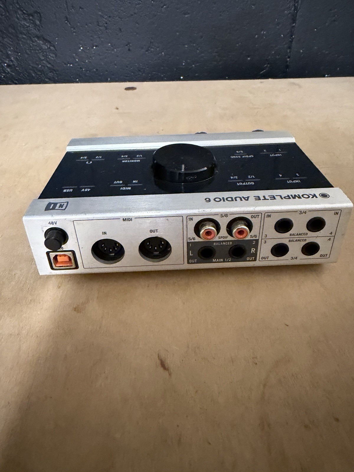 Native Instruments KOMPLETE AUDIO 6 USB Interface, 2 Mic, Phantom, MIDI S/PDIF
